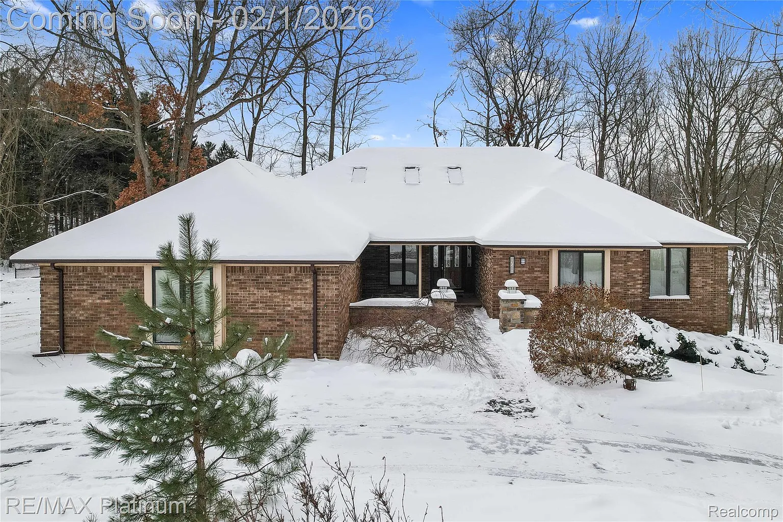 8760 Dann Dr photo 1