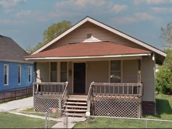 637 N 27th St, East Saint Louis, IL 62205