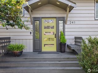 241 SW 183rd St, Normandy Park, WA 98166