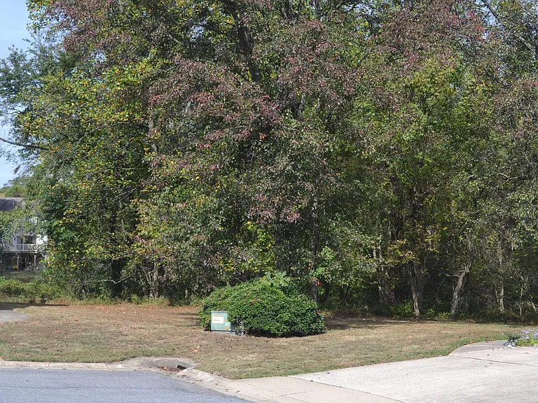 34 Falcon Ct — Photo 35