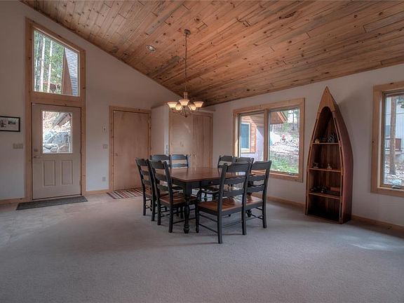3rd image of 446 Coronet Dr
