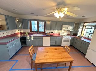 17 Dwyer Cir FLOOR 2, Medford, MA 02155