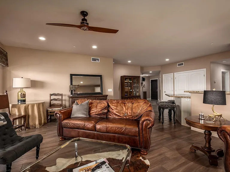 6145 E Cave Creek Rd #103 — Photo 10