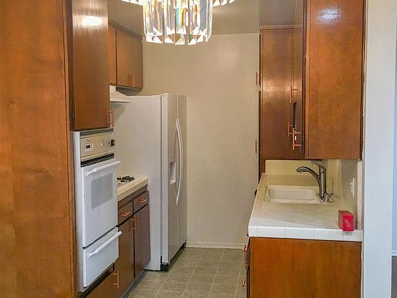 5th image of 1419 Cardiff Ave APT 1