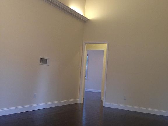 Living Room Vaulted Ceiling