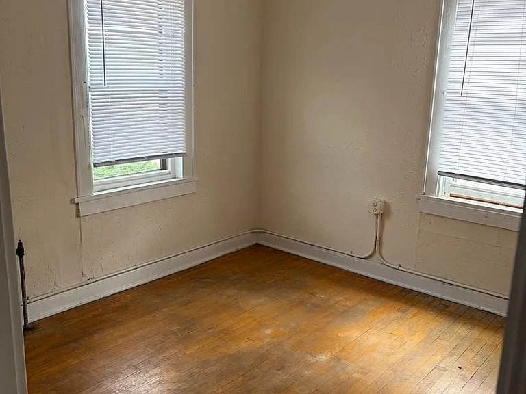 543 Mill St — Photo 4