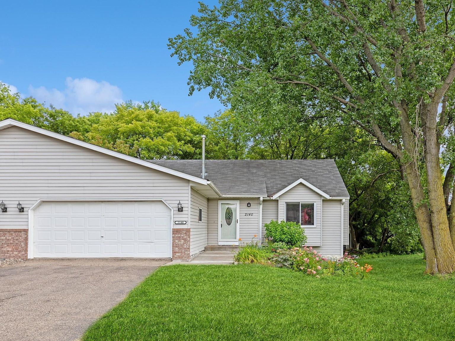 2140 78th Ct E, Inver Grove Heights, MN 55077 MLS 6382970 Zillow