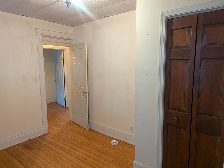 185 Richard St #1 — Photo 4