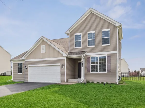 1452 Ruby Dr, Yorkville, IL 60560