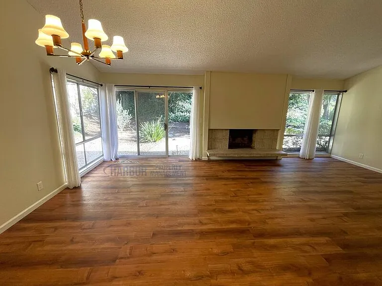 6932 Willowtree Dr — Photo 13