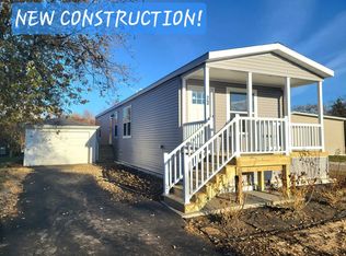 73 Meadowlark Ln, Beecher, IL 60401