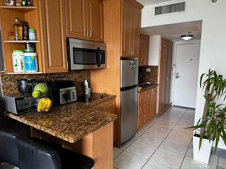 19201 Collins Ave #432 — Photo 18
