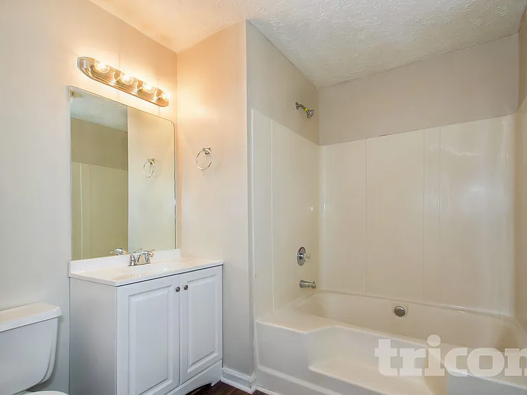 5020 Millers Gln — Photo 11