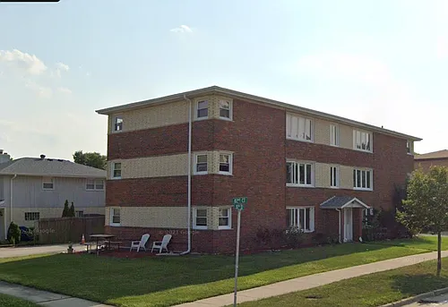 8700 S 82nd Ct #1E Photo 1