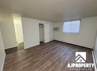 114 W 43rd St APT 4, Sioux Falls, SD 57105