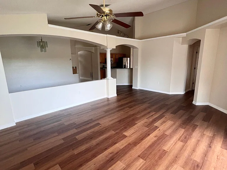 1739 Nestlewood Trl — Photo 3