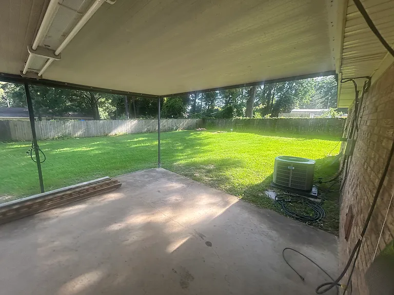 225 Denise Ln — Photo 13