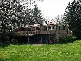 737 Bloomer Rd photo 1