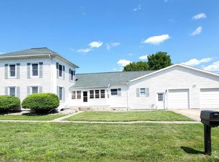 205 E Jefferson St, Pewamo, MI 48873