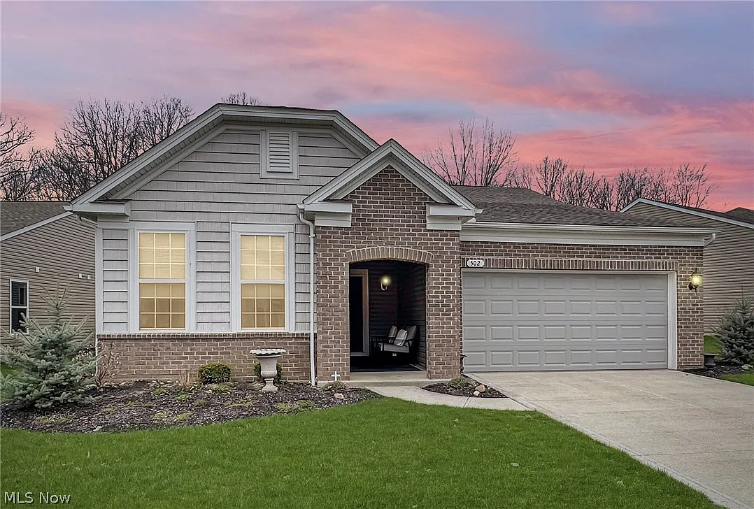 502 Arbor Ln photo 1