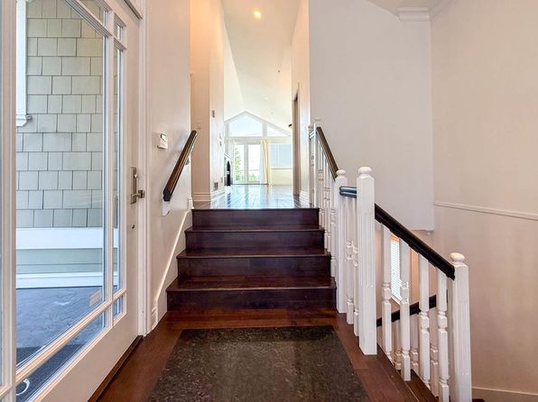 3 bedroom rental in West Vancouver — photo 9