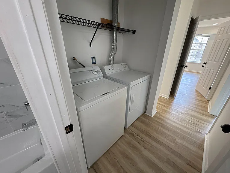 72304 Delaire Landing Rd #304 — Photo 41
