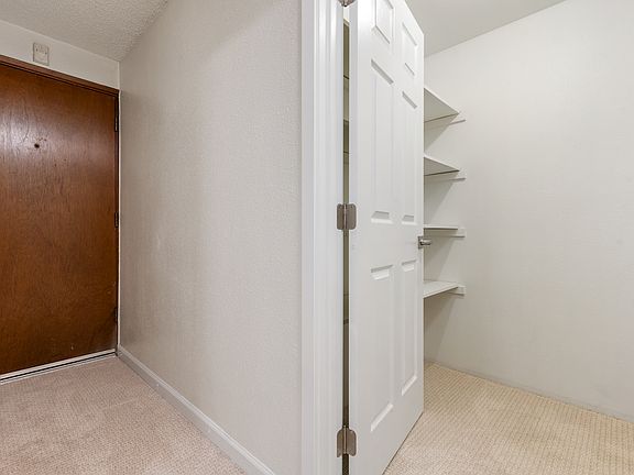 4th image of 19425 76th Ave W APT B1
