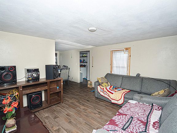 5th image of 306 Westmoreland Ave