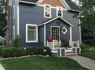 23617 Warner St, Farmington, MI 48336