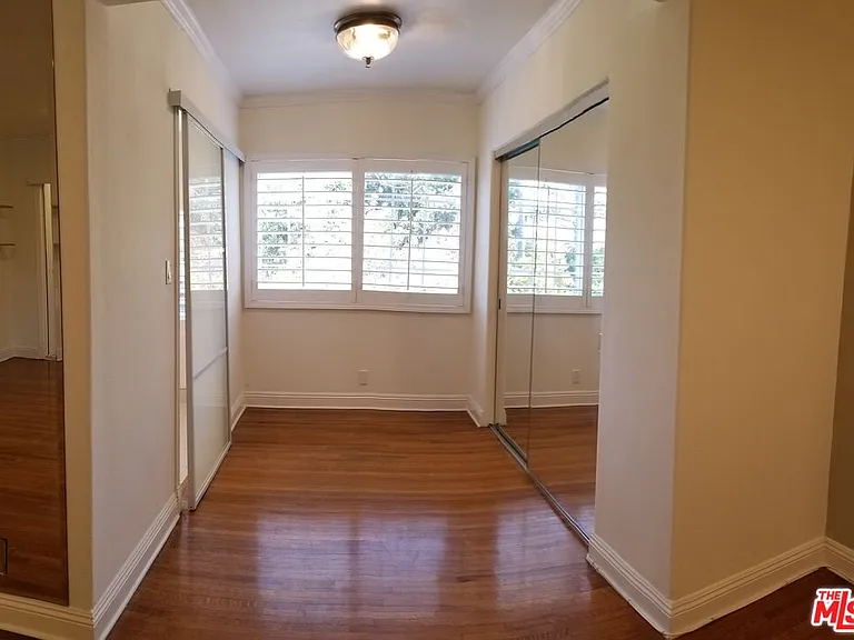 1745 Midvale Ave — Photo 22