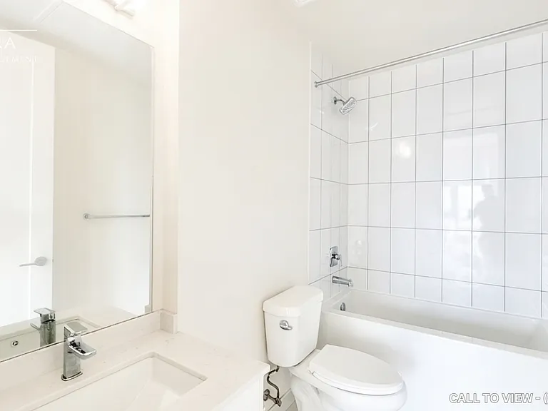 9000 Jane St #601 — Photo 6