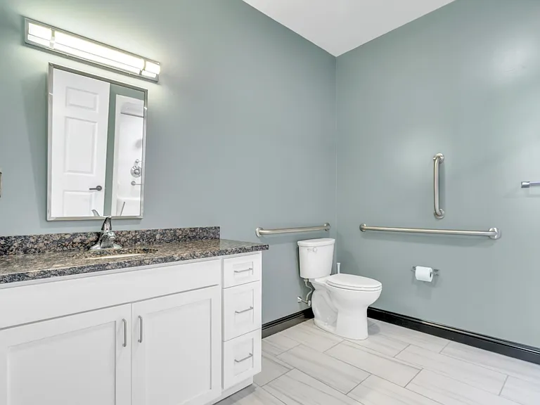 77 Whiting St #1A — Photo 4