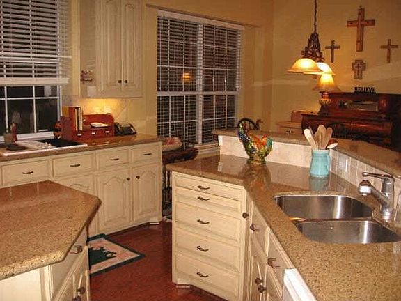 5th image of 2604 Meadow Hills Ln