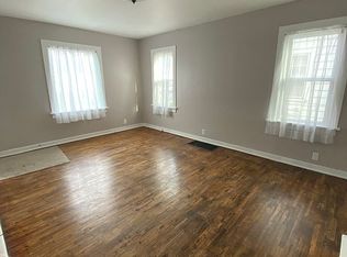 2218 Shadybrook Dr, Fort Wayne, IN 46803