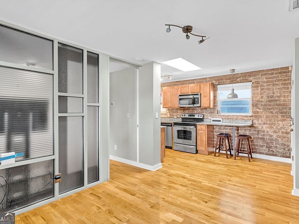 1st image of 562 Formwalt St SW APT 4