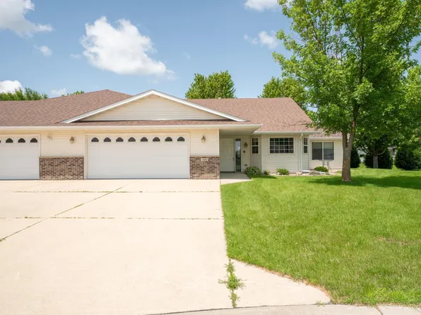 316 5th Cir SW, Blooming Prairie, MN 55917