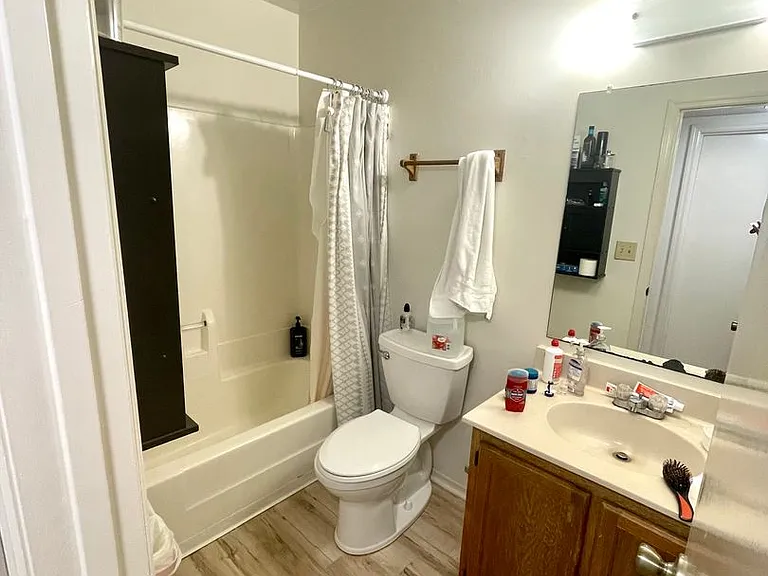1054 Anna Knapp Blvd #1D — Photo 10
