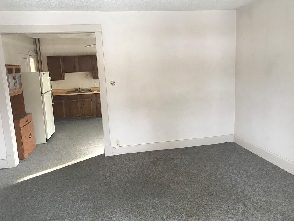 Living room 3