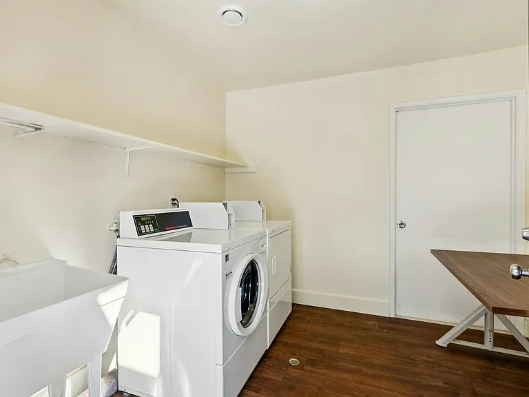1411 Creekside Dr #28 — Photo 13