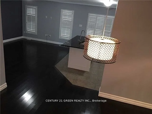 1048 Haxton Hts — Photo 16