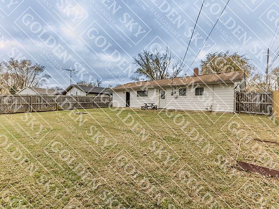 5th image of 8501 W Pleasant Rd