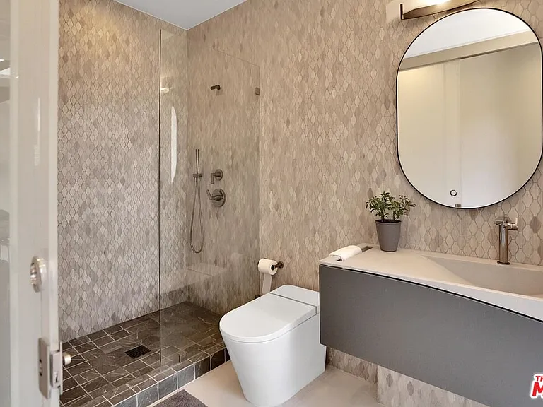 1368 Beckwith Ave — Photo 19