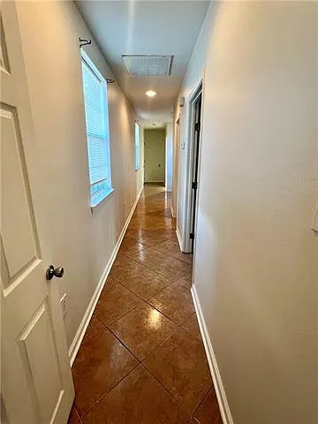 2 bed, 1.0 bath, 800 sqft, $1,250 — Photo 4