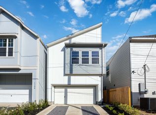 1104 Dart St, Houston, TX 77007