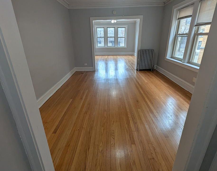 1st image of 3438 W Foster Ave APT 2S