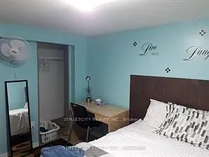 1071.5 Florence St #LOWER — Photo 6