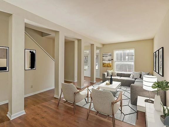 2nd image of 3861 McRee Ave #3861