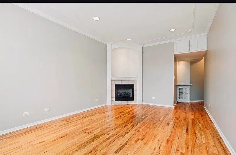 2 bed, 2.0 bath, 850 sqft, $1,608 — Photo 2