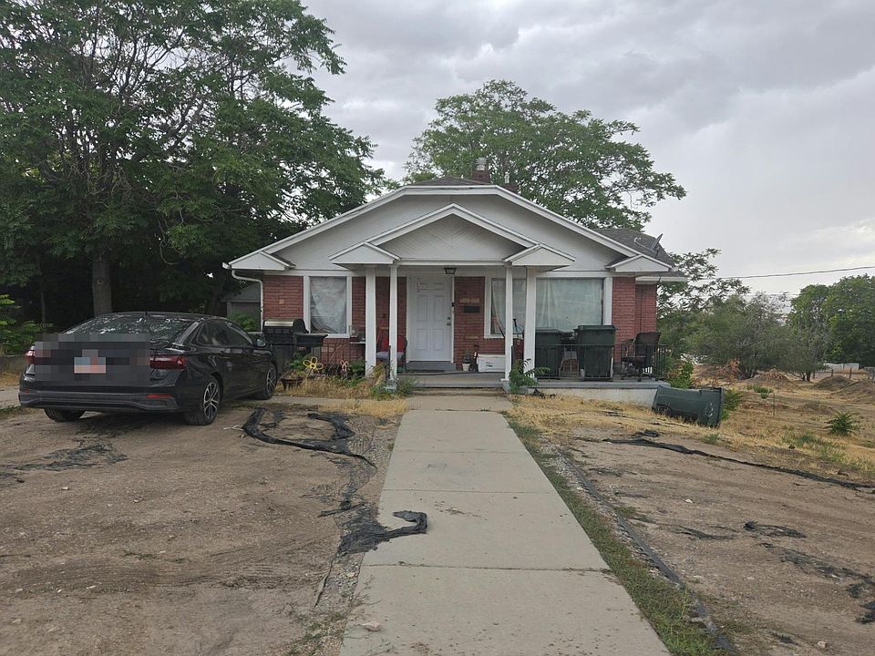1st image of 442 S Main St
