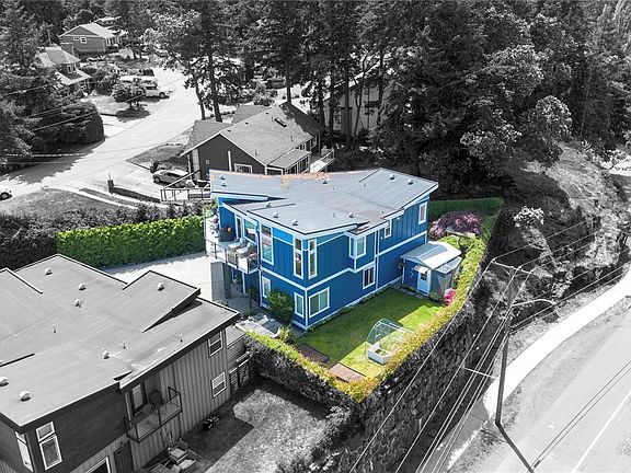 2nd image of 708 Demel Pl